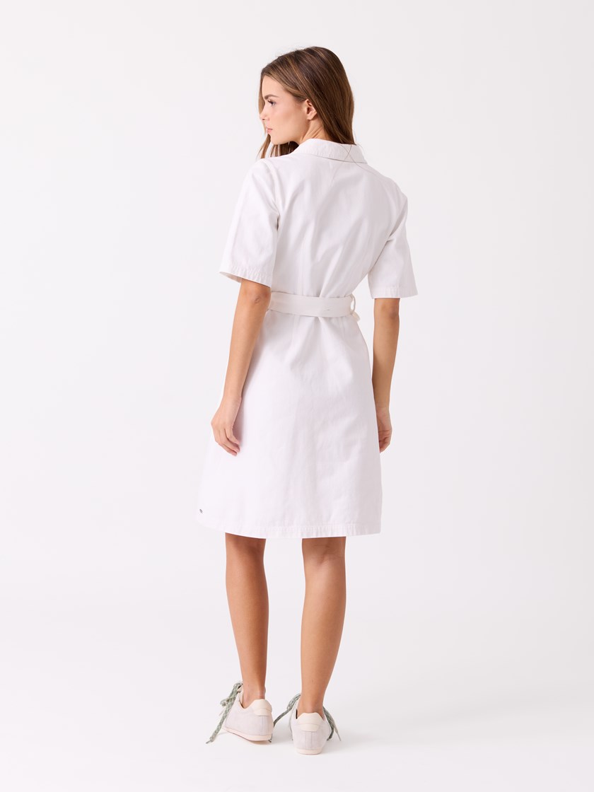 7515068 O79 7515068_O68-JEANPAUL-H26-Front (4)_O79_Emma kjole O79.jpg_