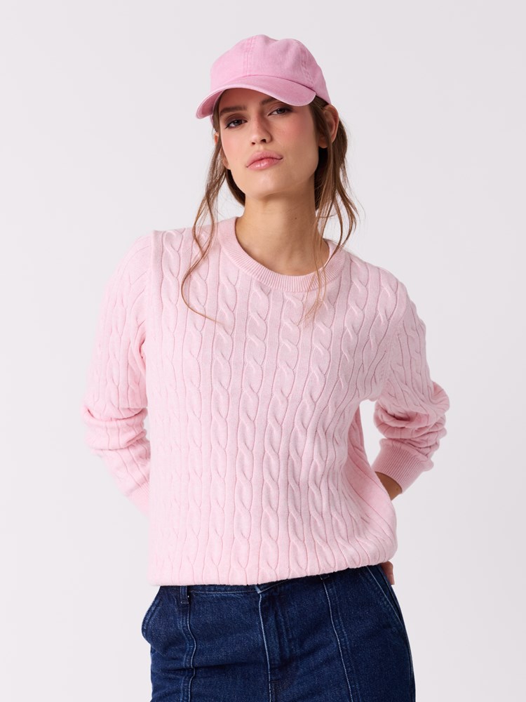 Ana genser 7515081_MGU_Jean Paul_Ana Genser_S26 (2)_Ana genser MGU.jpg_