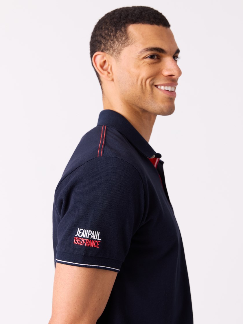 7515108 EM6 7515108_EM6-JEANPAUL-H26-Front_3730_Raphael pique EM6.jpg_