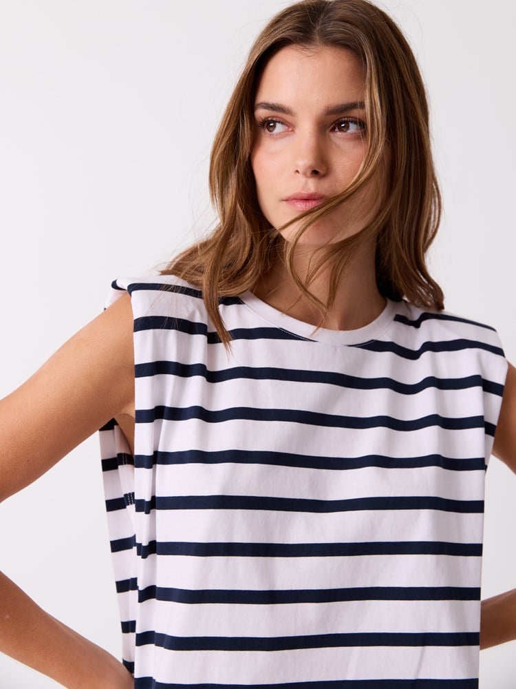 Lola topp 7515138_O68_Jean Paul_Lola Topp_H26 (1).jpg_