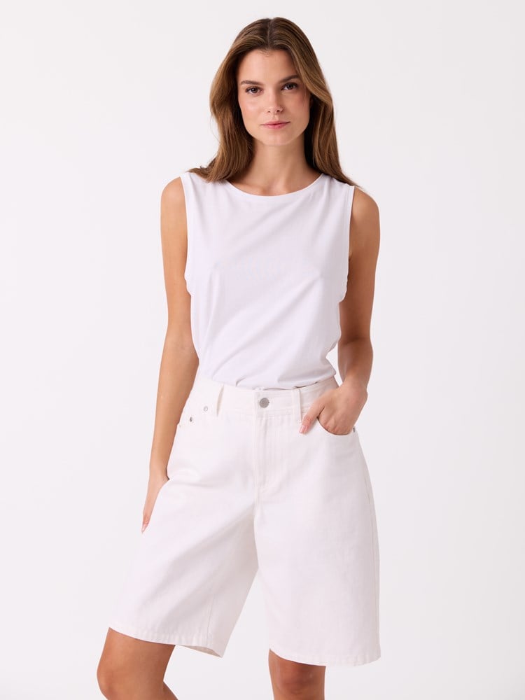 Kathinka topp 7515140_O68_Jean Paul_Vilma singlet_H26 (3).jpg_