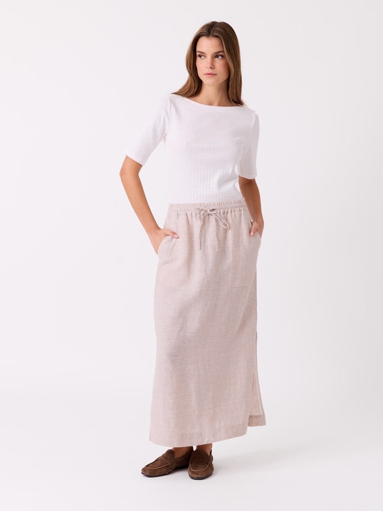 Vilma t-skjorte 7515146_O68-JEANPAUL-H26-Front (2).jpg_