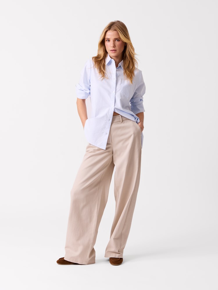 Caro stripet skjorte 7515318_EN3-JEANPAUL-S26-Modell-Front (6)_Caro stripet skjorte EN3_Caro stripet skjorte EN3 7515318.jpg_