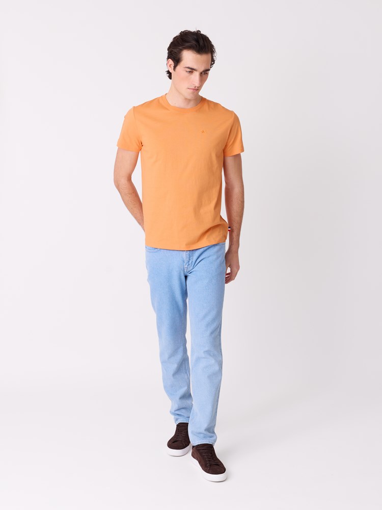 Eliot t-skjorte 7515379_K1Y-JEANPAUL-S26-Modell-Front_1267_Eliot t-skjorte K1Y.jpg_Front