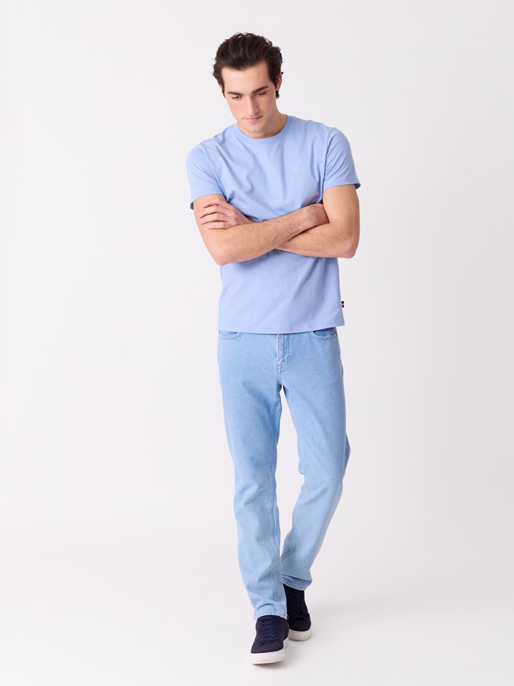 Eliot t-skjorte 7515379_S49-JEANPAUL-S26-Modell-Front_1327_Eliot t-skjorte S49.jpg_Front