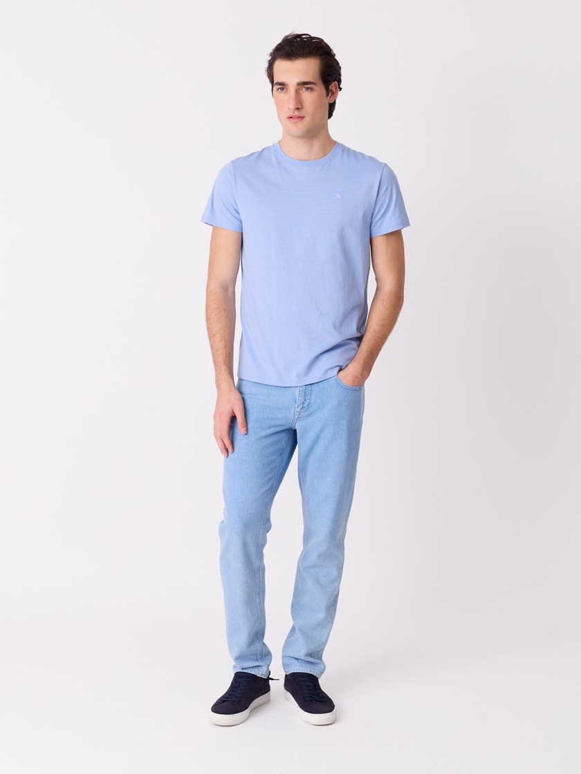 7515379 S49 7515379_S49-JEANPAUL-S26-Modell-Front_750_Eliot t-skjorte S49.jpg_Front