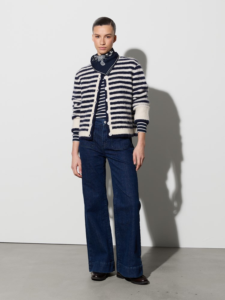 Gill cardigan 7515489_EM6-JEANPAUL-A26-Modell-Front_1309.jpg_Front||Front