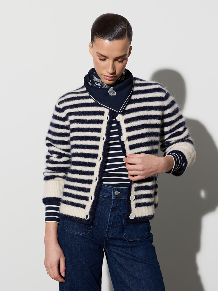 Gill cardigan 7515489_EM6-JEANPAUL-A26-Modell-Front_9856.jpg_Front||Front