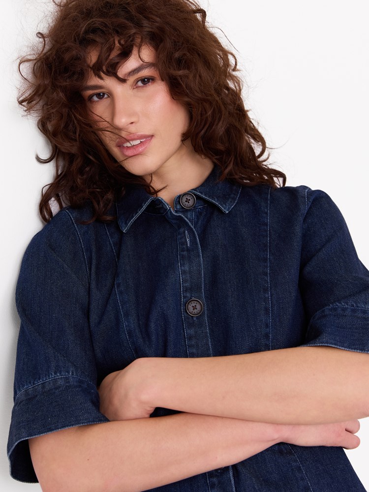 Signy kjole 7515492_D03-JEANPAUL-A26-Modell-Front_7177_Signy kjole D03.jpg_