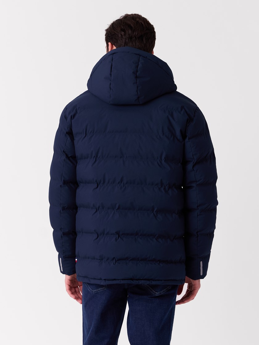 7515539 EM6 7515539_EM6-JEANPAUL-A26-Modell-Front_2976.jpg_Front||Front