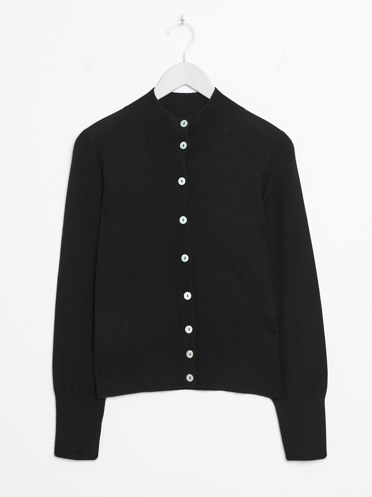 Manel cardigan 7515843_ID2-JEANPAUL-A26-Front_7834_Manel cardigan ID2.jpg_Front