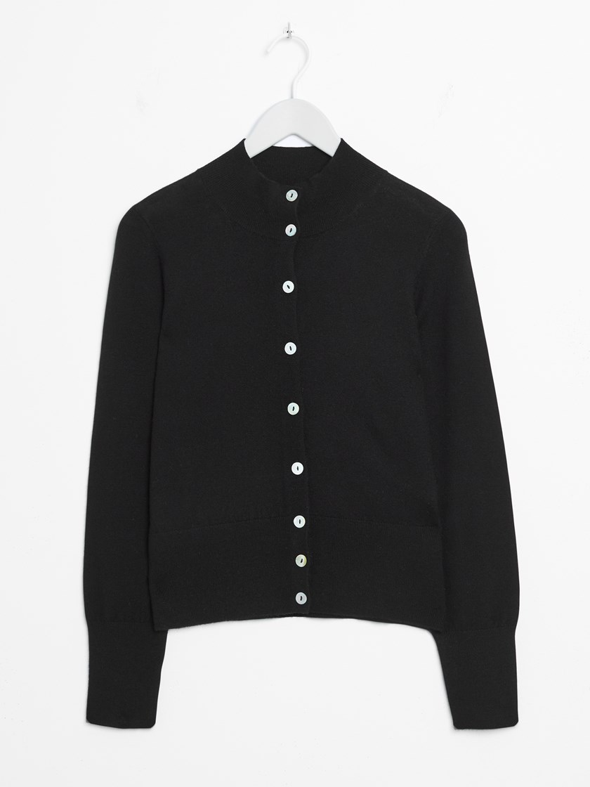 7515843 ID2 7515843_ID2-JEANPAUL-A26-Front_7834_Manel cardigan ID2.jpg_Front