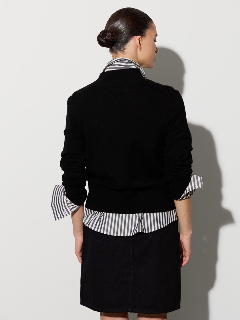 7515843 ID2 7515843_ID2-JEANPAUL-A26-Modell-Front_1060_Manel cardigan ID2.jpg_Front