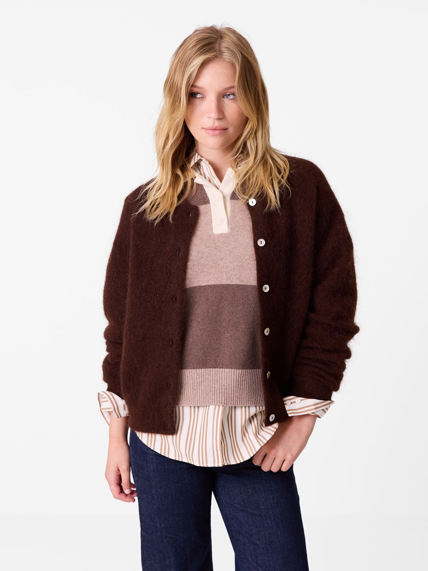 7515845 AIT 7515845_AIT_Jean Paul_Adele Cardigan_A26_Model_Front (4).jpg_