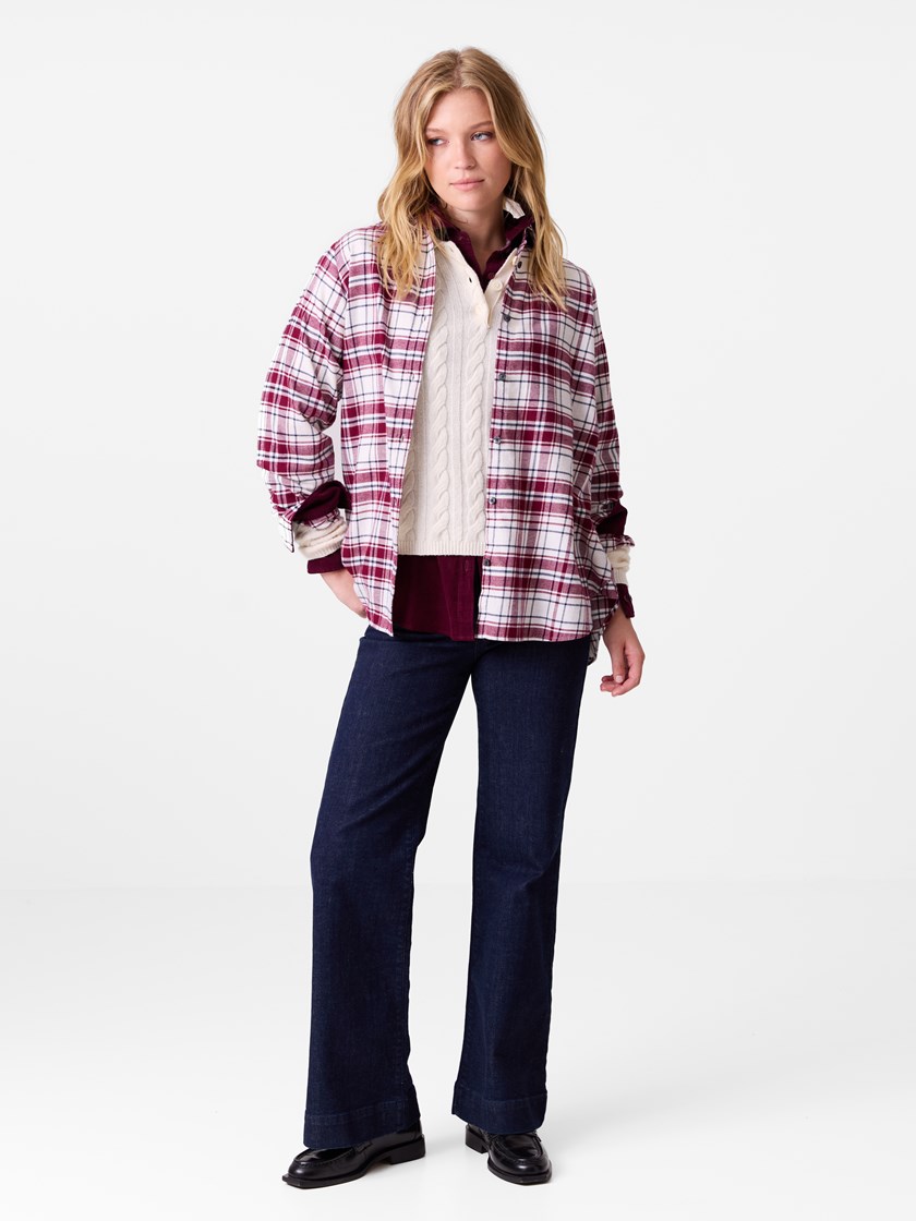 7515862 S83 7515862_S83_Jean Paul_Ellynor Flanellskjorte_A26_Model_Front (1)_Ellynor flanellskjorte S83.jpg_