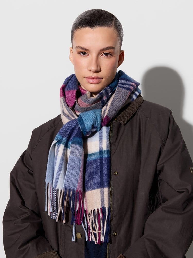 Frederic ullskjerf 7515864_AN7-JEANPAUL-A26-Modell-Front_3360.jpg_