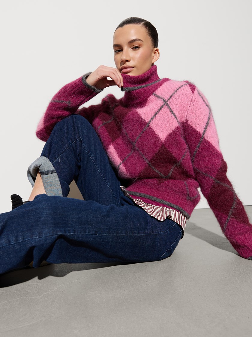 7515878 T63 7515878_T63-JEANPAUL-A26-Modell-Front_3635_Laurette genser T63.jpg_Front||Front