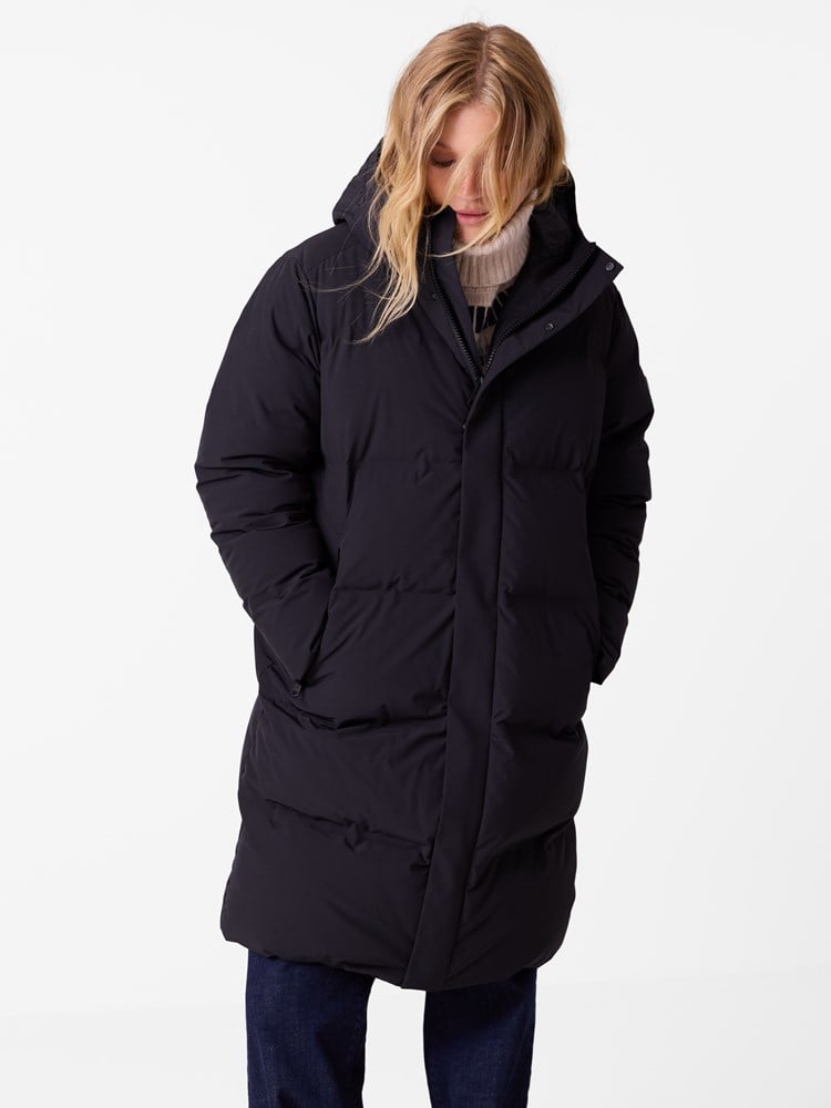 Cornelia dunparkas 7515896_C25_Jean Paul_Cornelia Dunparkas_Model_A26 (3).jpg_