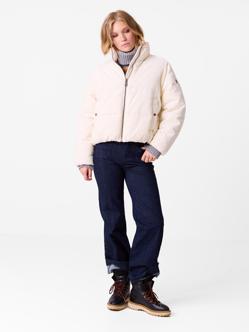 7515960 OAI 7515960_OAI_JeanPaul_Arlette Jakke_A26_Model_Front (2).jpg_