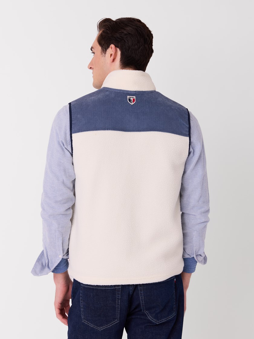 7516012 O63 7516012_EM6-JEANPAUL-A26-Modell-Front (5)_Antoine fleecevest O63.jpg_