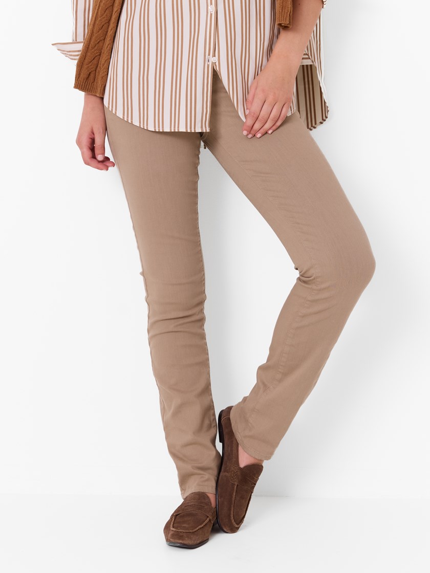 7516052 I5A 7516052_I5A_Jean Paul_Ine Straight Color_A26_Model_Front (4)_Ine straight color I5A.jpg_