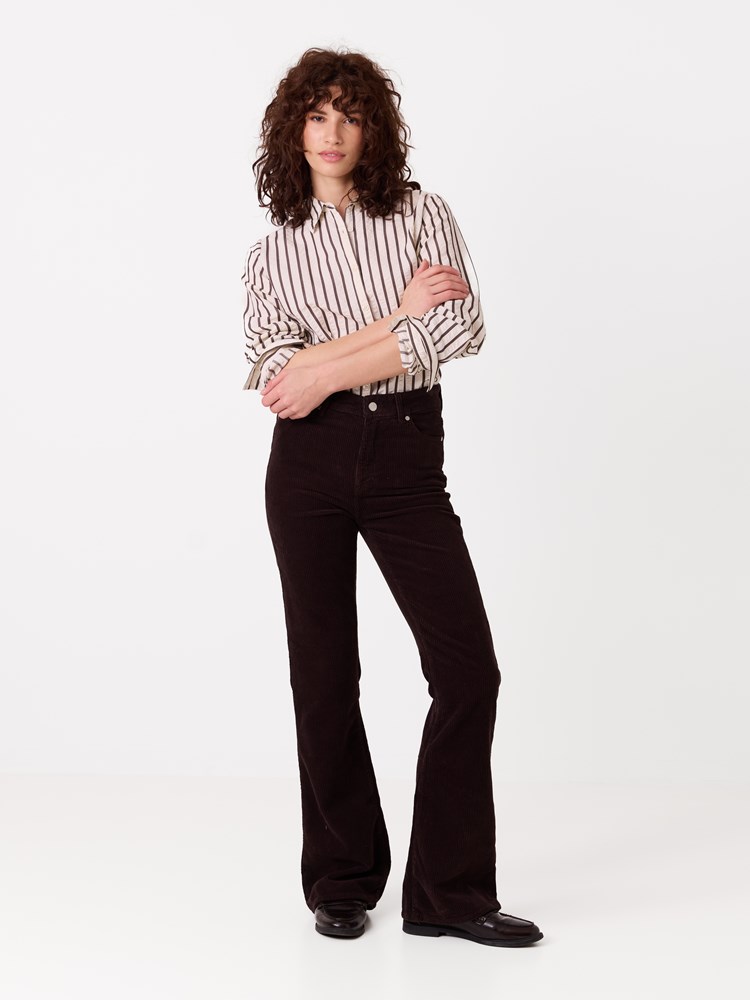Ine cord bellbottom 7516063_AN7-JEANPAUL-A26-Modell-Front_5339.jpg_Front