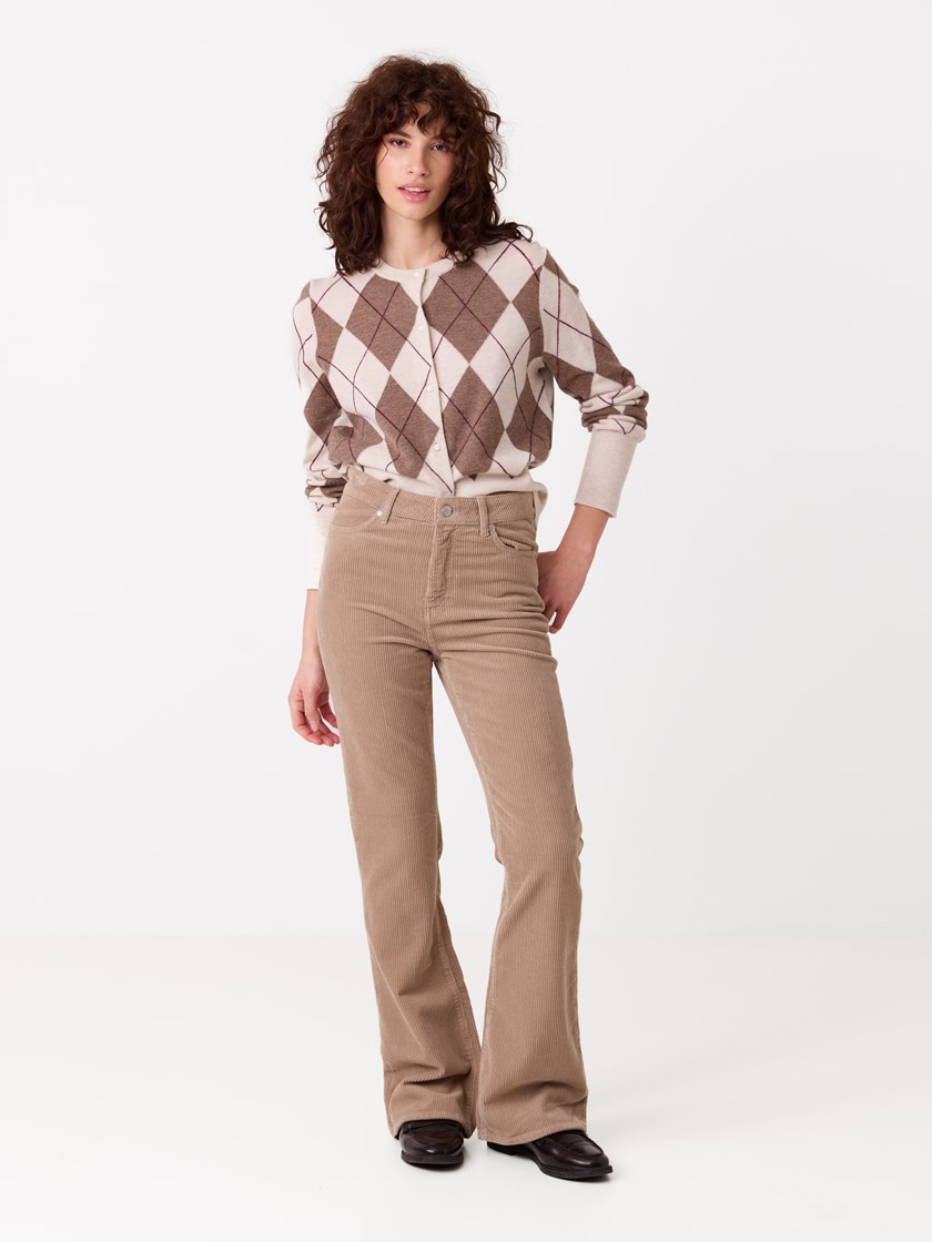 7516063 I5A 7516063_I5A-JEANPAUL-A26-Modell-Front_1475_Ine cord bellbottom I5A.jpg_Front