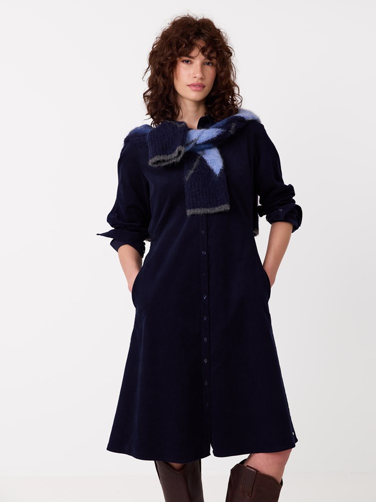 Elvira cordkjole 7516090_EM6-JEANPAUL-A26-Modell-Front_8815.jpg_Front||Front