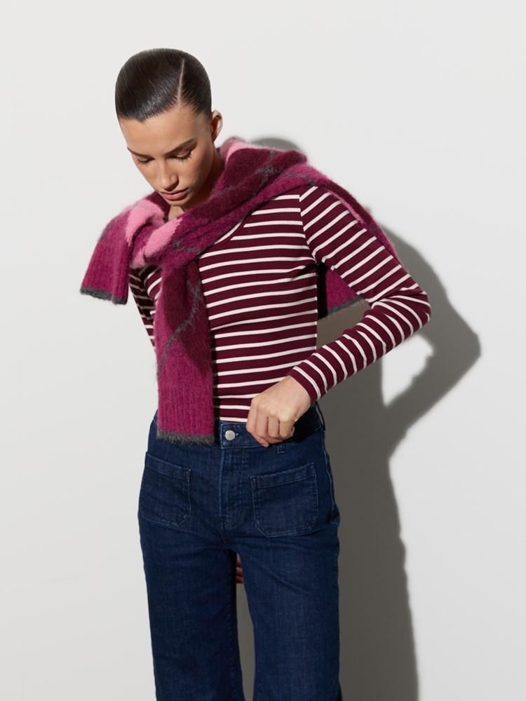 Sinda stripet topp 7516135_S83-JEANPAUL-A26-Modell-Front_5343.jpg_Front||Front