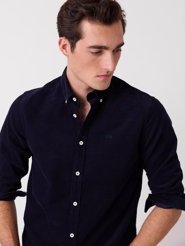 Terrence cordskjorte - Regular fit 7516267_EGS-JEANPAUL-A26-Modell-Front_648.jpg_Front||Front