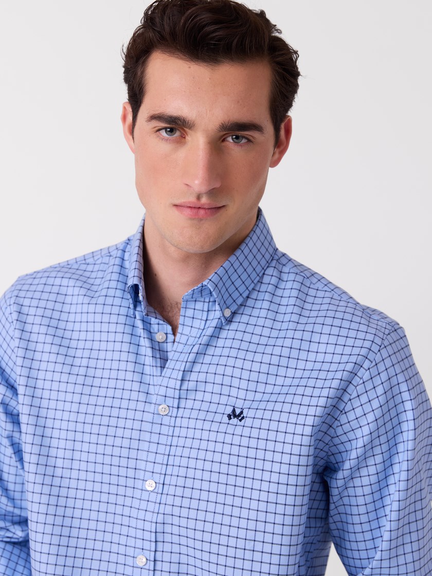 7516270 E9O 7516270_E9O-JEANPAUL-A26-Modell-Front_5775_Emilion skjorte - Regular fit E9O.jpg_Front||Front