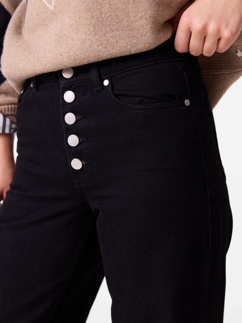 7516299 ID2 7516299_ID2_JeanPaul_Julianne Jeans_A26_Model_Front (5).jpg_