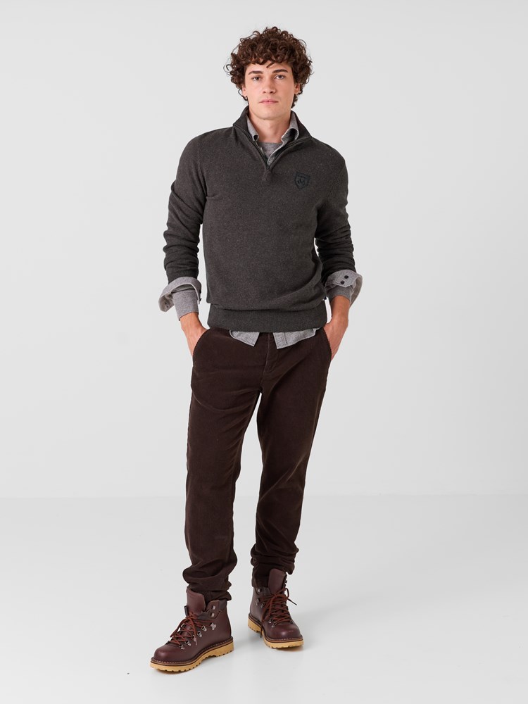 Lucien zipneck 7516506_AN7-JEANPAUL-W26-Modell-Front_4675.jpg_Front||Front