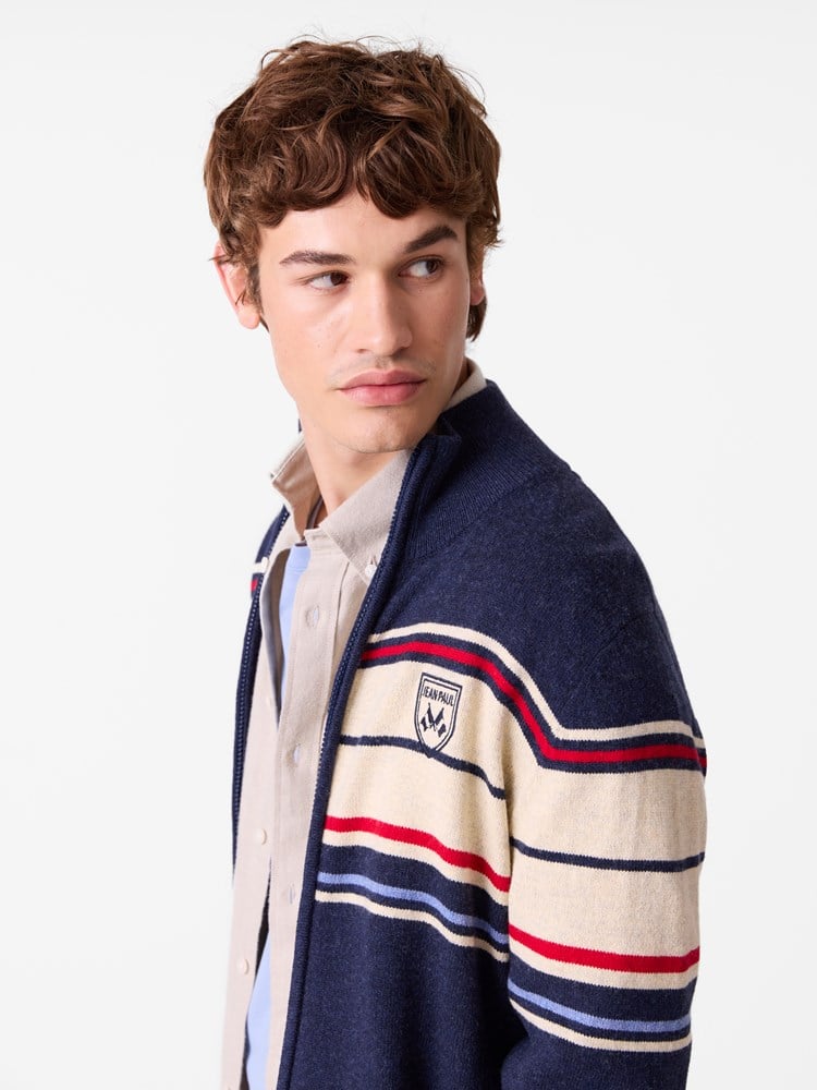 Lucien stripet cardigan 7516507_ENB-JEANPAUL-W26-Modell-Front_4320.jpg_Front