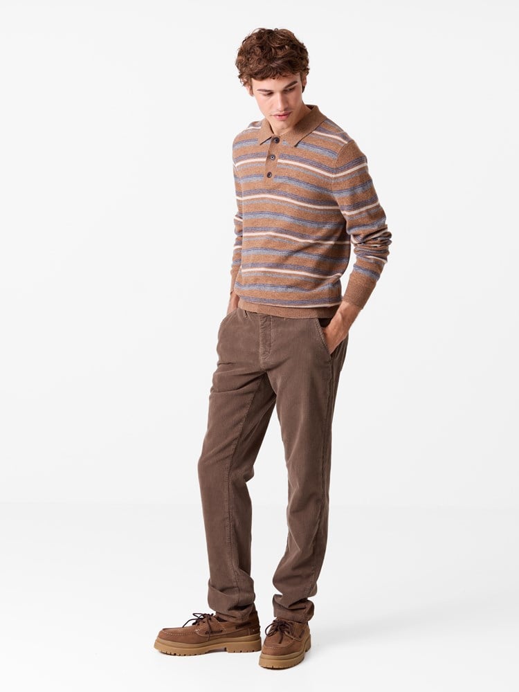 Faustian polo genser 7516516_AP4_Jean Paul_Faustian Pologenser_W26_Modell (2)_Faustian polo genser AP4.jpg_