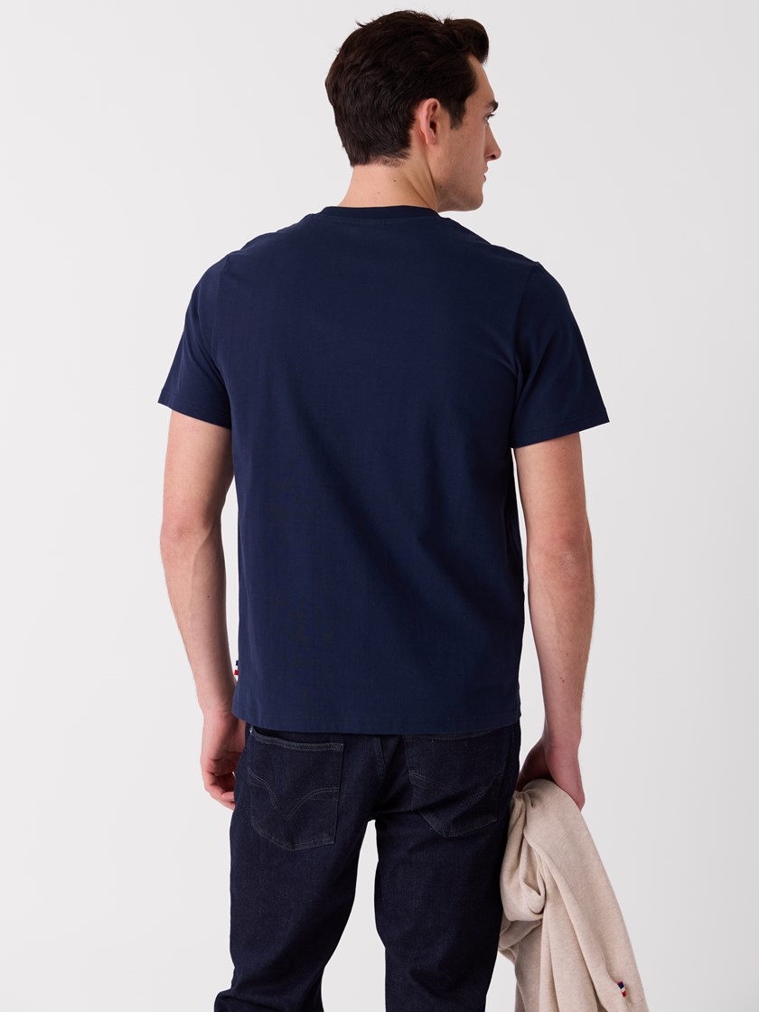 7516572 EM6 7516572_EM6-JEANPAUL-A26-Modell-Front_5787_Vince t-skjorte EM6.jpg_Front||Front