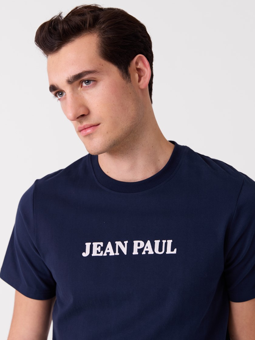 7516572 EM6 7516572_EM6-JEANPAUL-A26-Modell-Front_5853_Vince t-skjorte EM6.jpg_Front||Front