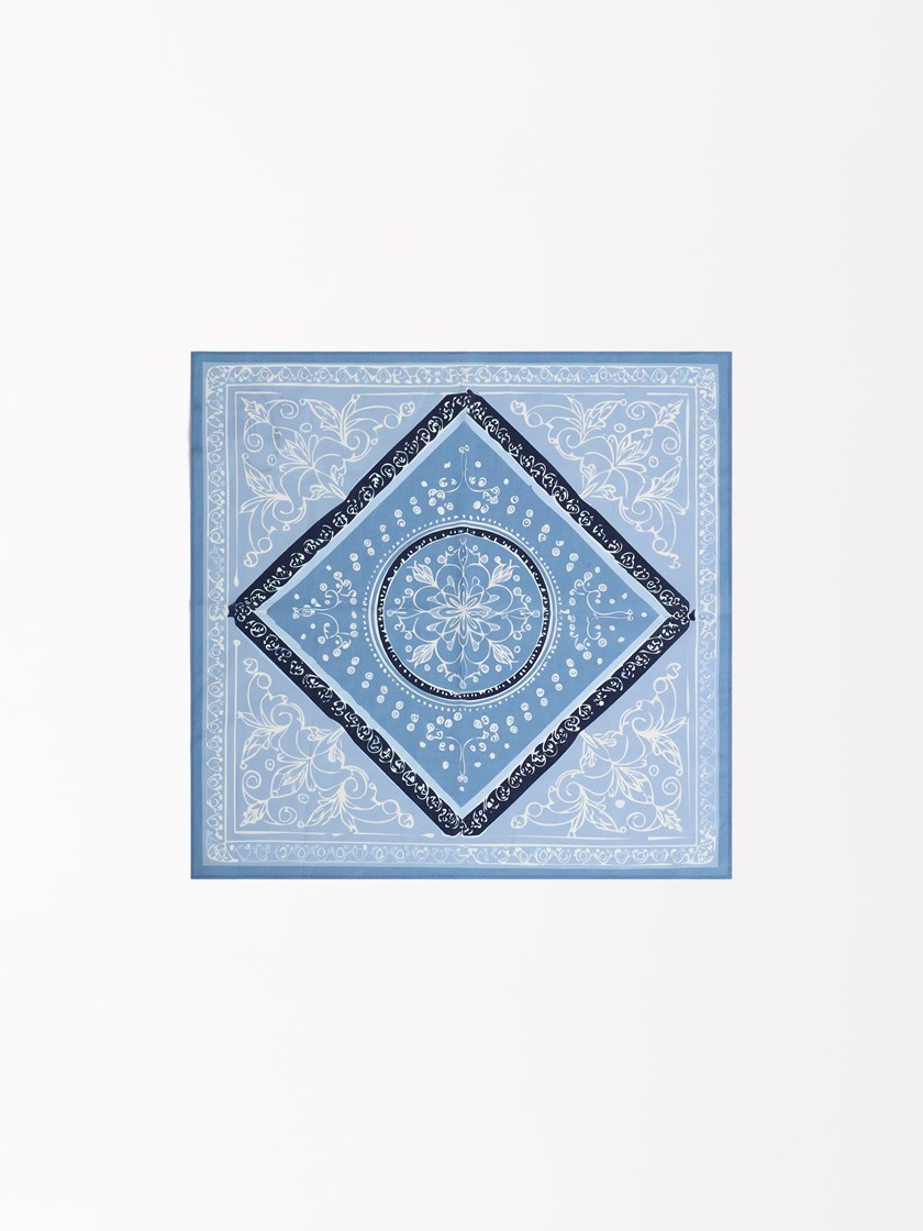 7516736 EDU 7516736_EDU-JEANPAUL-A26-Front_595_Trevor bandana EDU.jpg_Front||Front