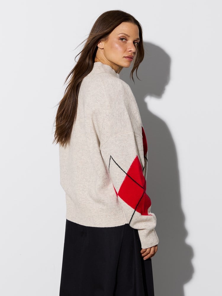 Andrine genser 7516760_I4C-JEANPAUL-W26-Modell-Front_6423_Andrine genser I4C.jpg_Front||Front