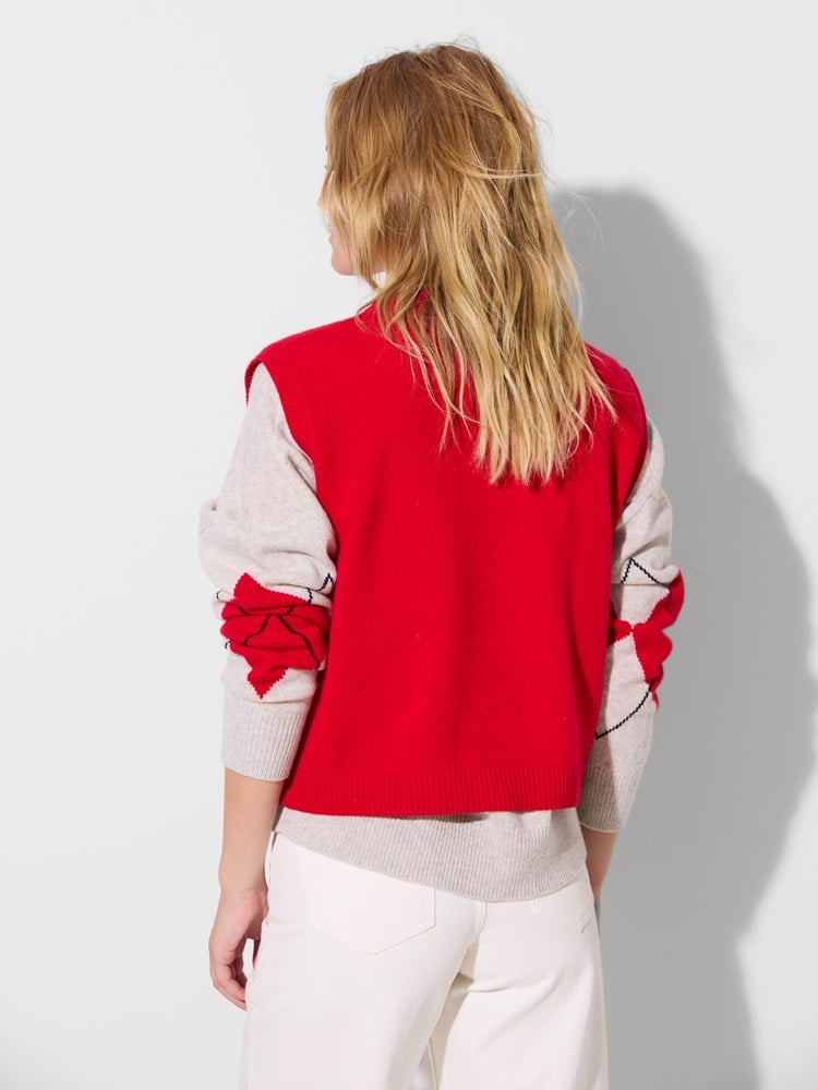Ariane vest 7516764_K5X_Jean Paul_Ariane Vest_W26_Modell (4).jpg_