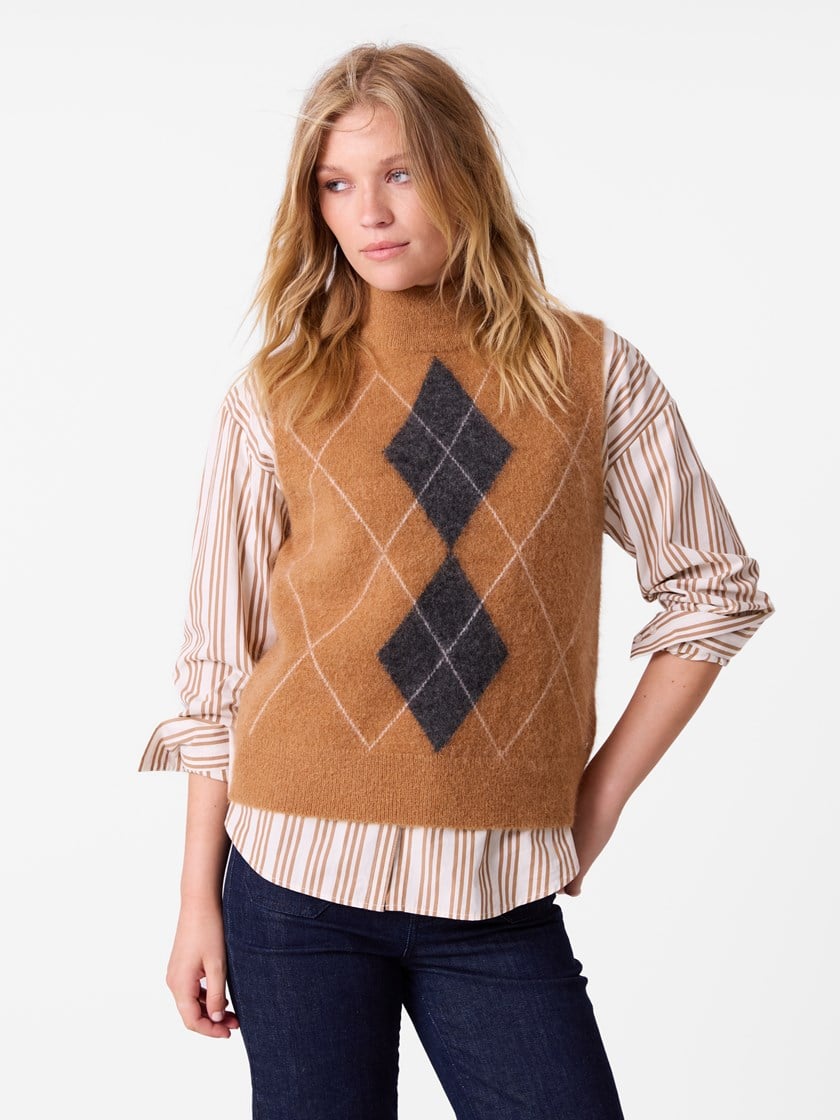 7516769 AED 7516769_AED-JEANPAUL-W26-Modell-Front_8997.jpg_Front||Front