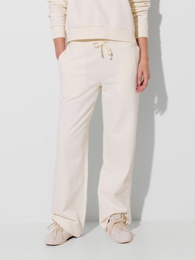 Nora joggebukse 7516779_O79-JEANPAUL-Nora Joggebukse-W26-Modell (1).jpg_