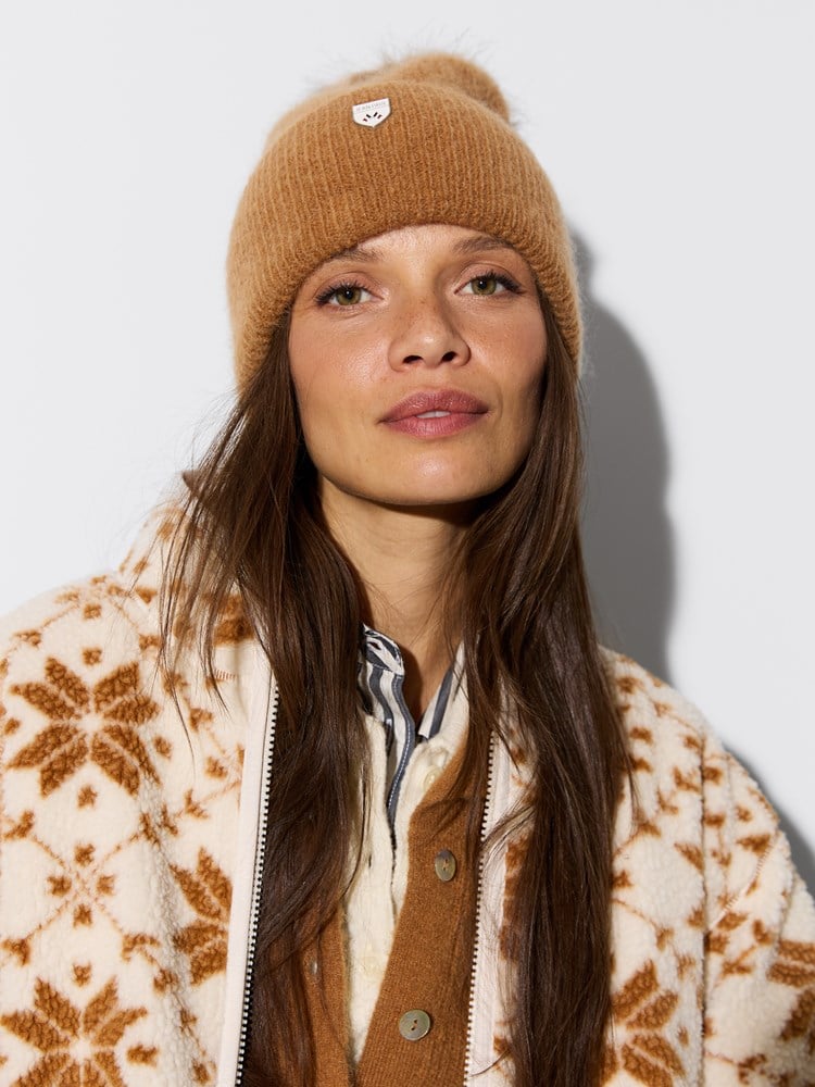 Winter lue 7516783_AED-JEANPAUL-W26-Modell-Front_2545_Winter lue AED.jpg_Front||Front