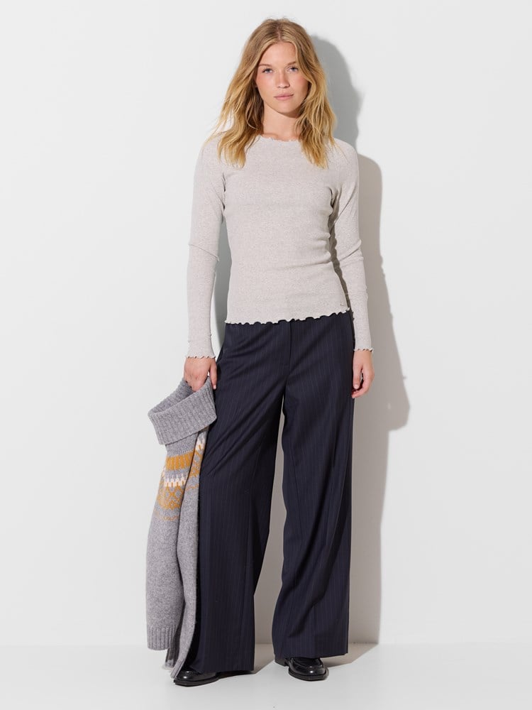 Luella topp 7516841_ID6-JEANPAUL-W26-Modell-Front_6997.jpg_Front||Front