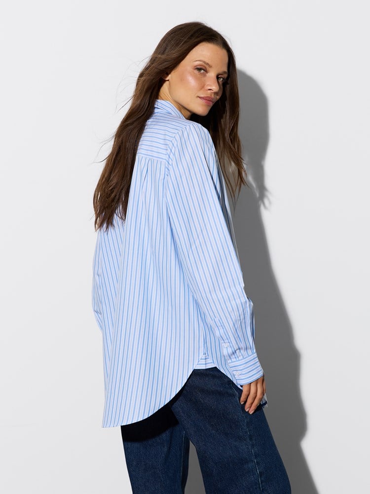 Serena skjorte 7516874_EN3-JEANPAUL-S27-Modell-Front_3998.jpg_Front||Front