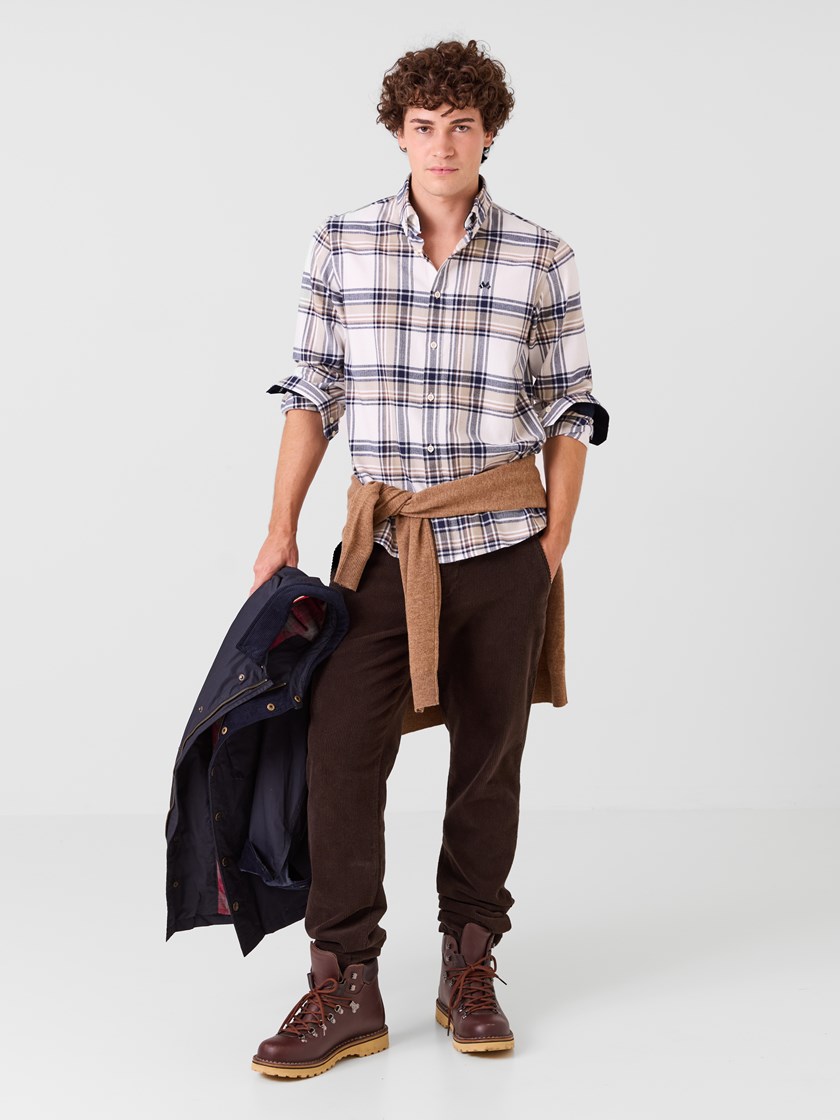 7516923 AN7 7516923_AN7_Jean Paul_Liam Cord Chino_W26_Modell (3)_Liam cord chino AN7.jpg_