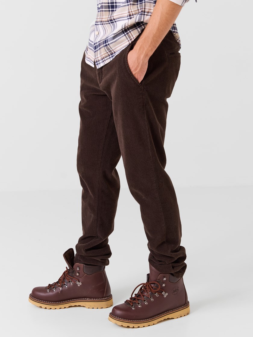 7516923 AN7 7516923_AN7_Jean Paul_Liam Cord Chino_W26_Modell (6)_Liam cord chino AN7.jpg_