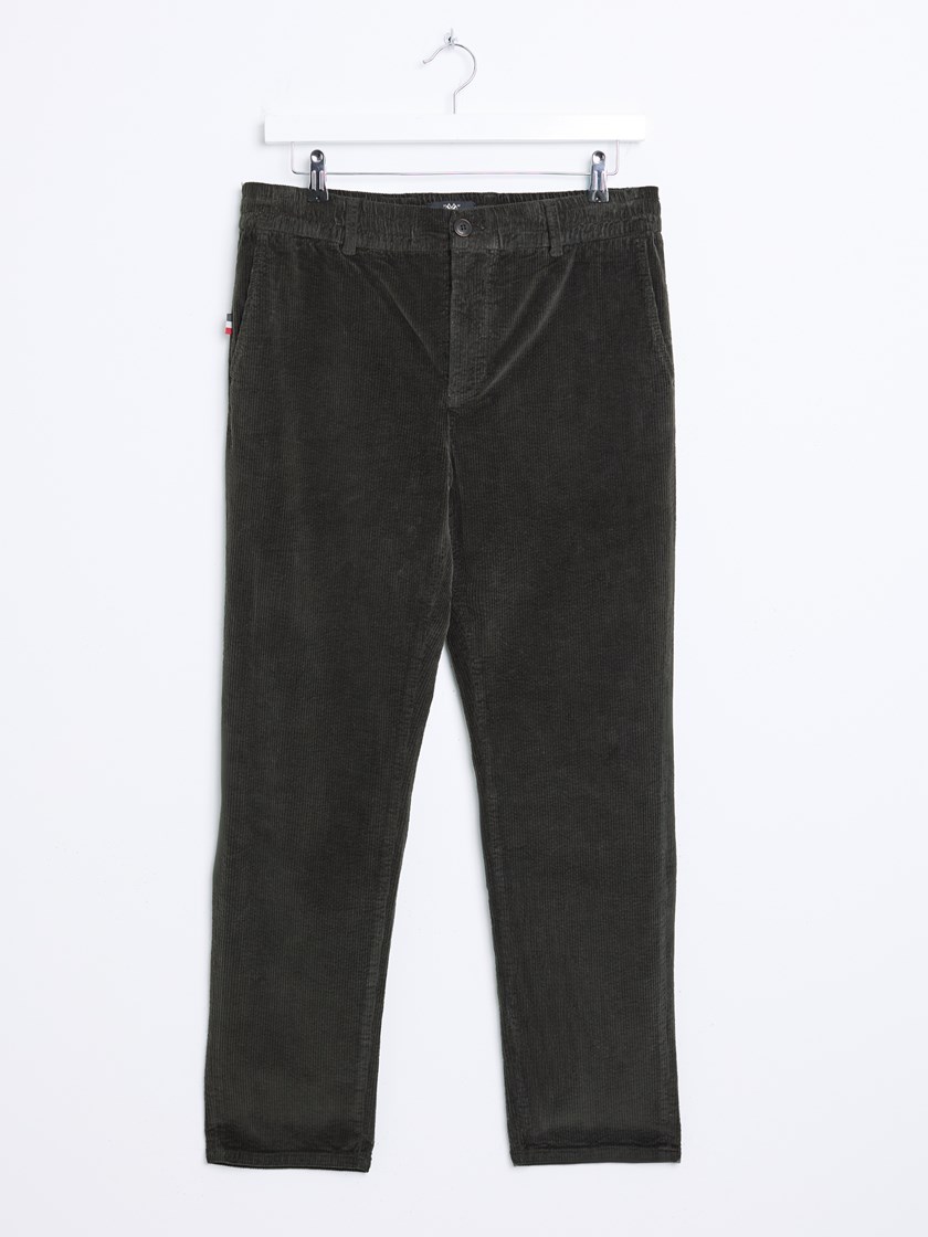 7516923 C19 7516923_C19-JEANPAUL-A26-Front_2378_Liam cord chino C19.jpg_Front||Front