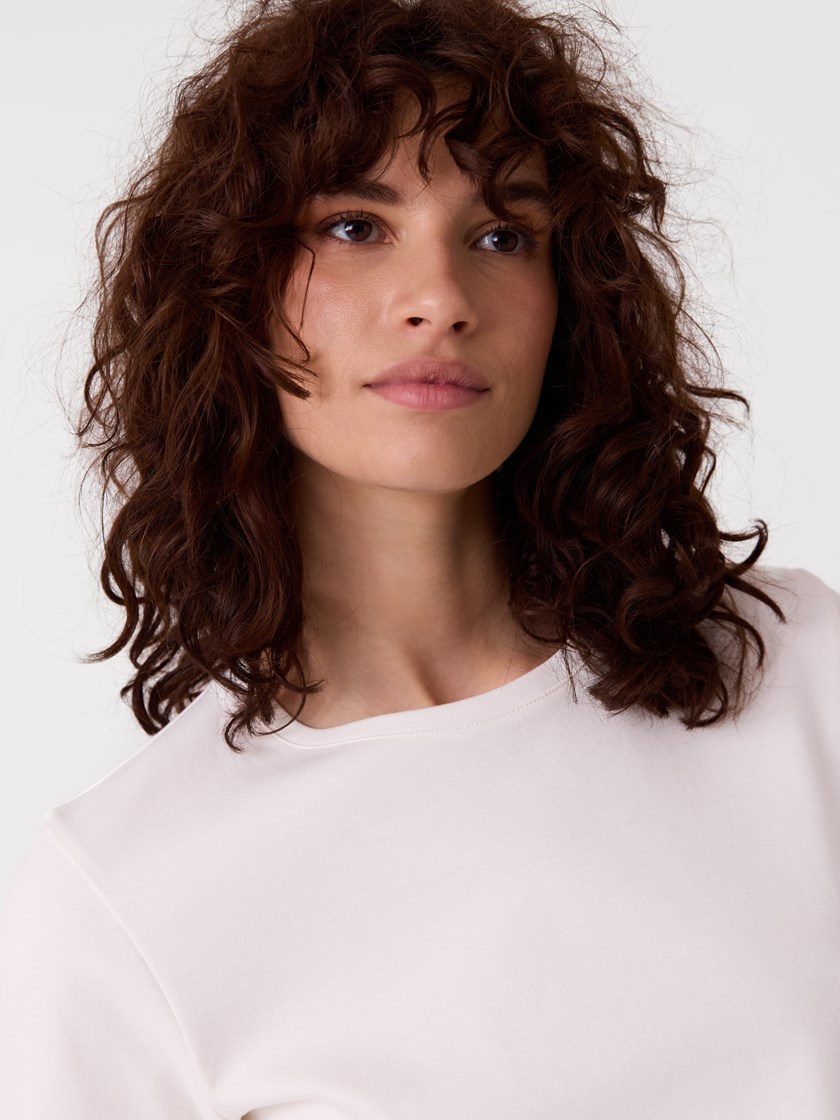 7516933 O79 7516933_O79-JEANPAUL-A26-Modell-Front_5916_Annie t-skjorte O79.jpg_Front||Front