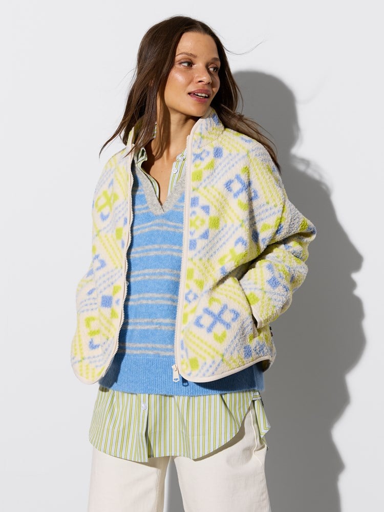 Isabella fleecejakke 7517753_GDB_Jean Paul_Isabella Fleece Jakke_W26_Modell (2).jpg_